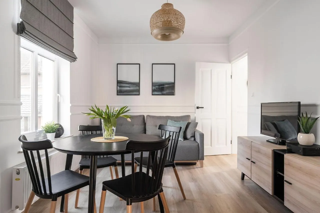 Sanhaus Apartments - Mewa - Komfortowe Apartamenty Przy Deptaku Sopot 0*,  Polónia